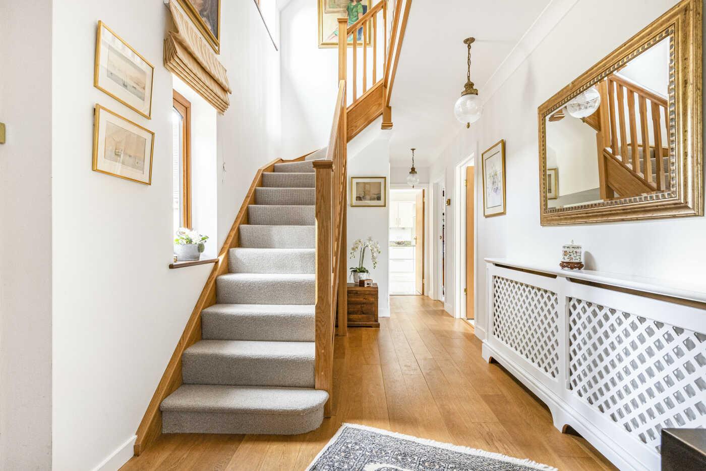 Skirmett, Henley-On-Thames